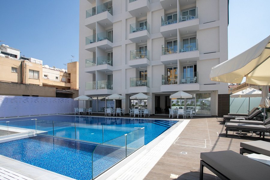 BEST WESTERN PLUS LARCO