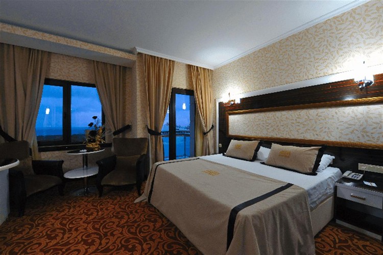 ELEGANCE HOTEL
