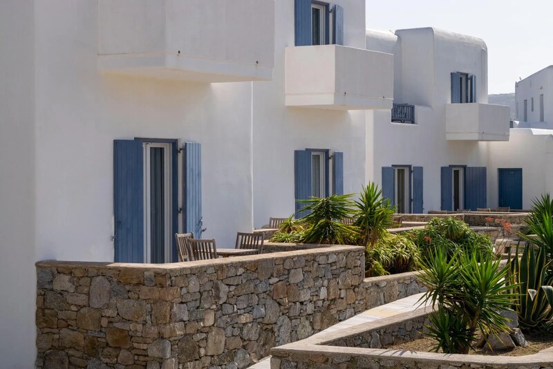 GIANNOULAKI RESORT