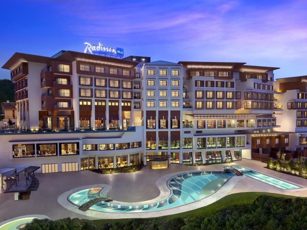 RADISSON BLU HOTEL
