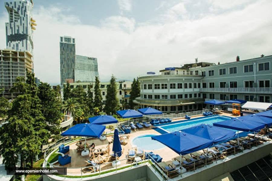 SANAPIRO/ RESIDENTPLAZA
