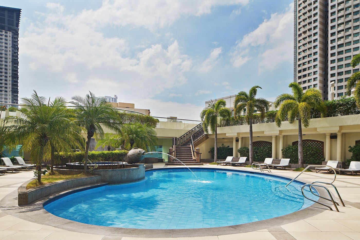 Sheraton Manila Hotel