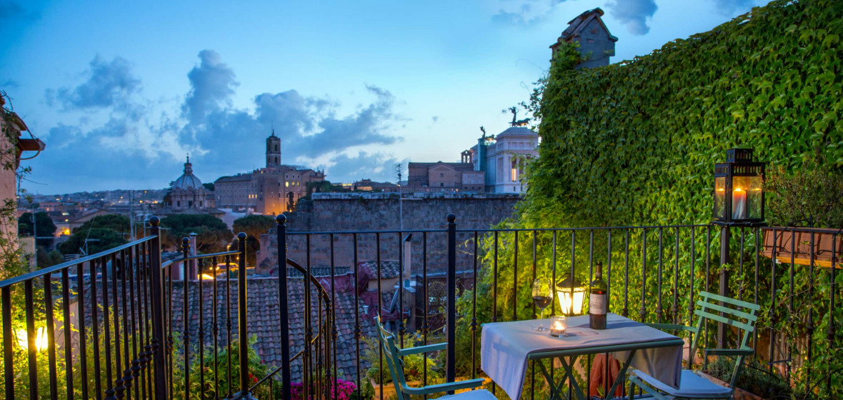 THE INN AT THE ROMAN FORUM